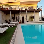 Bay Village - Family Choice Apartamento